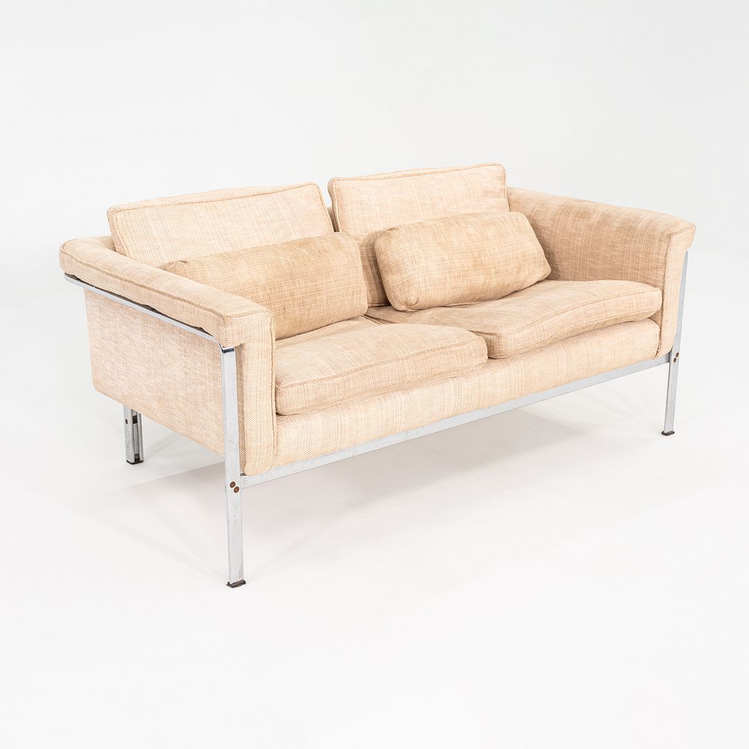 Model HB 6912 Sofa