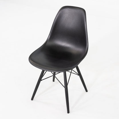 DSW Chair