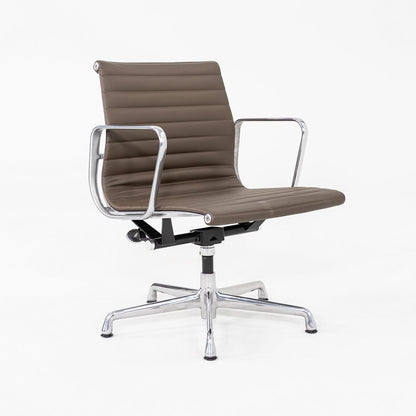 Aluminum Group Management Desk Chair, Model EA334