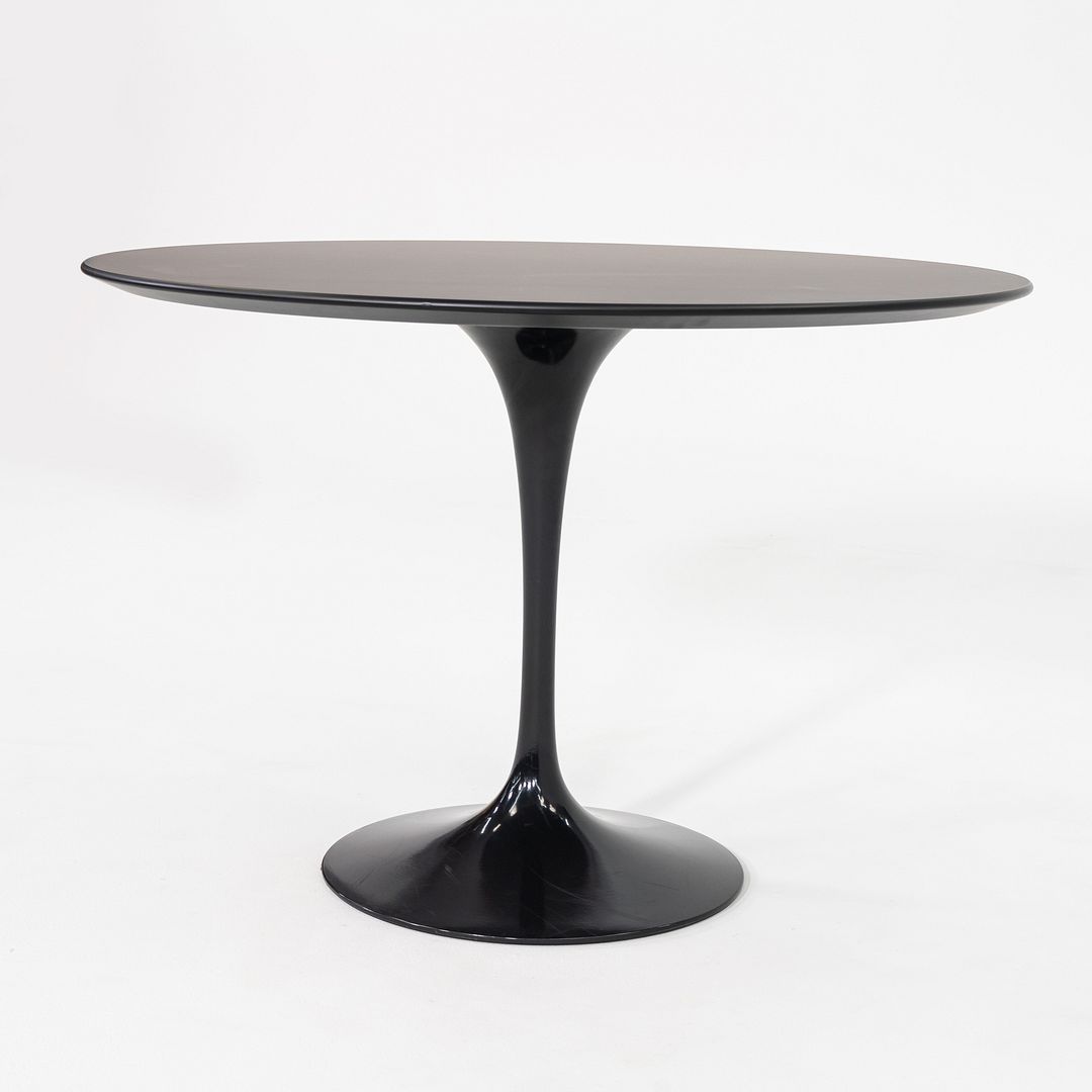 Tulip Dining Table