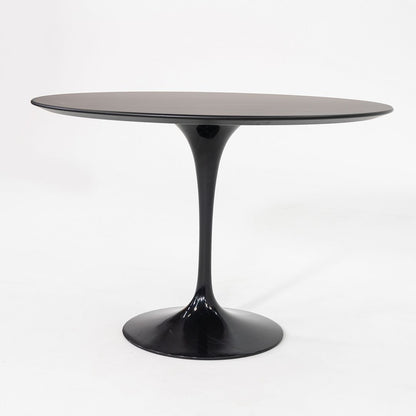 Tulip Dining Table