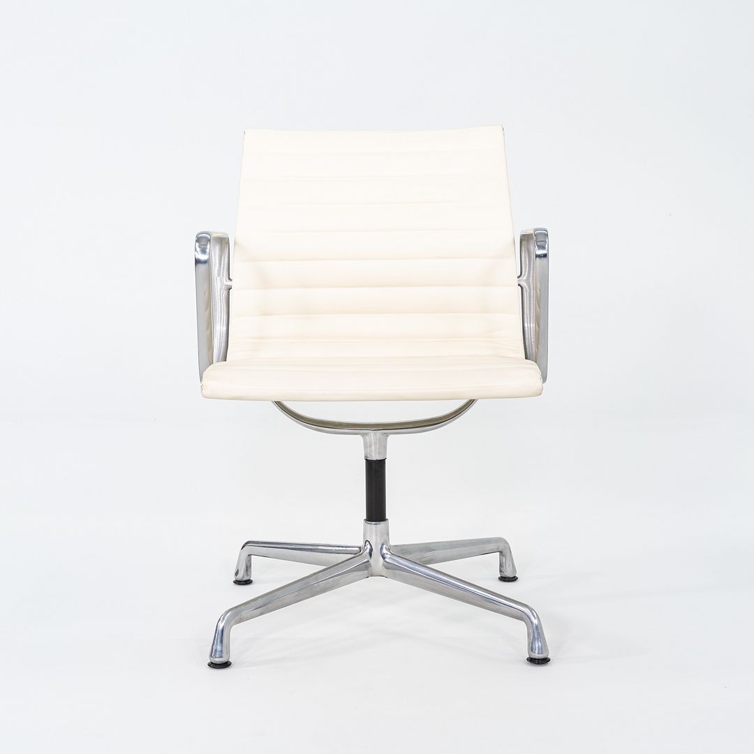 Eames Aluminum Group Management Desk Chair