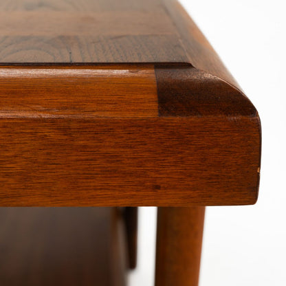 Expression Side Table, Style 1082-5