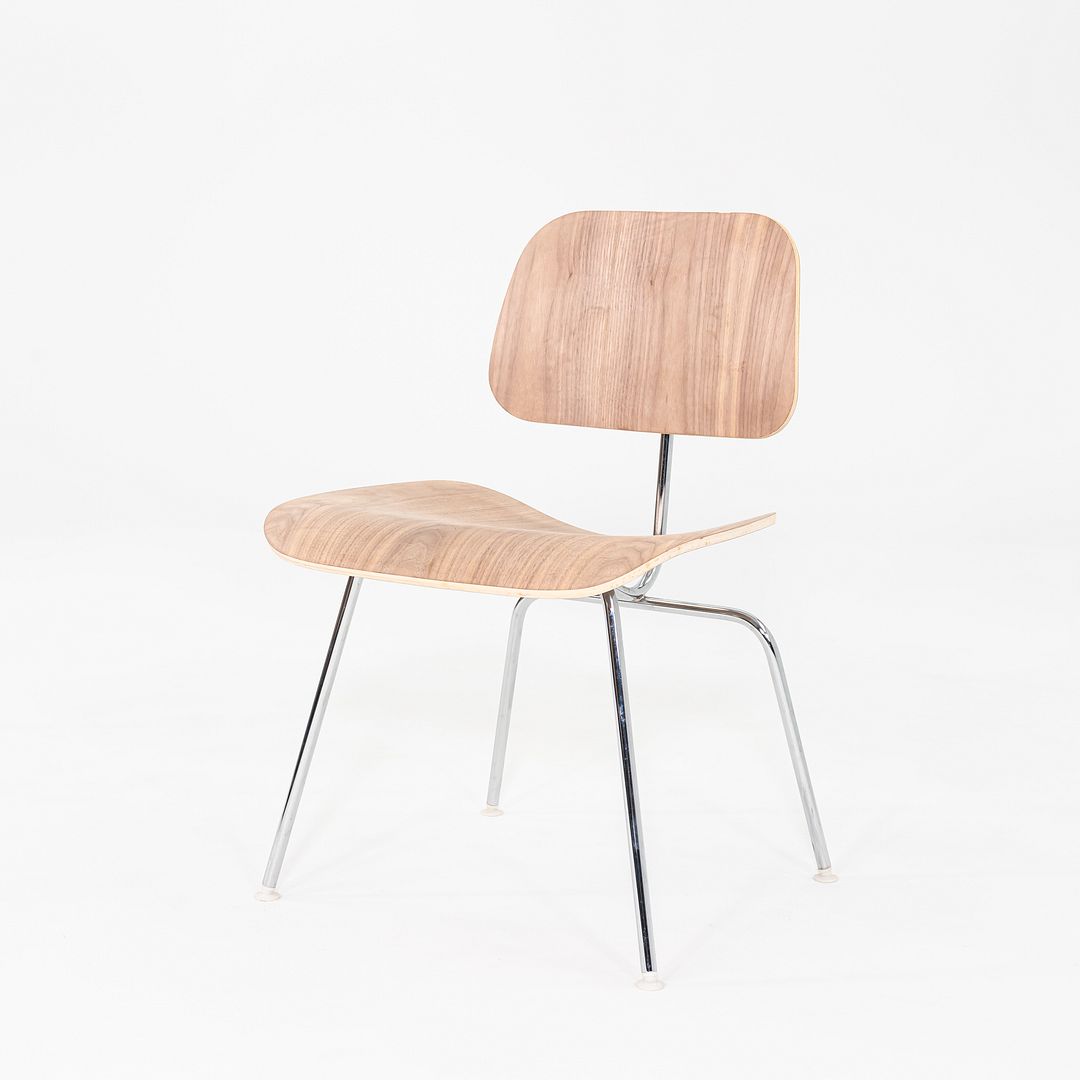 DCM Chair