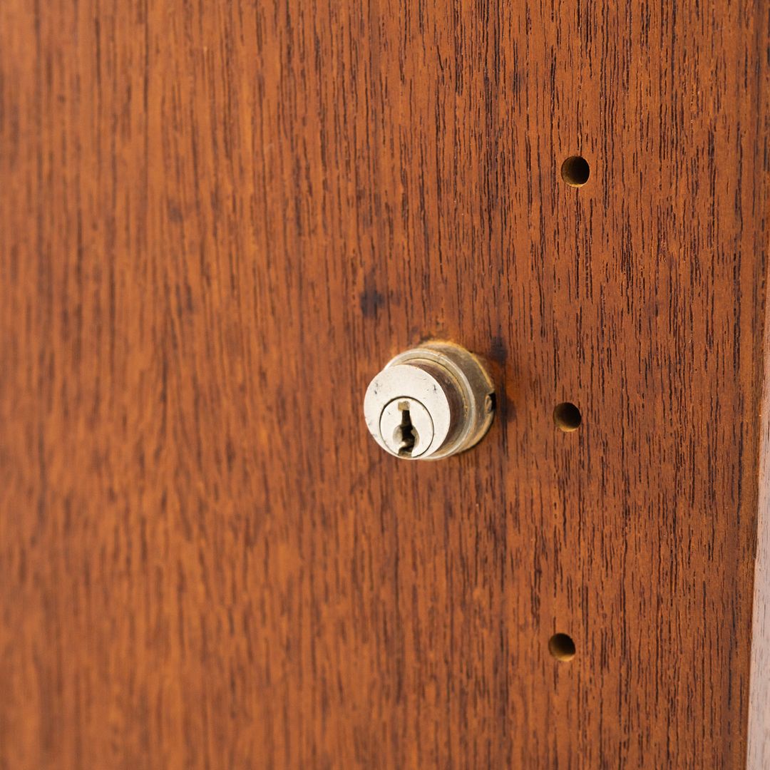 Diplomat Cresco Cabinet