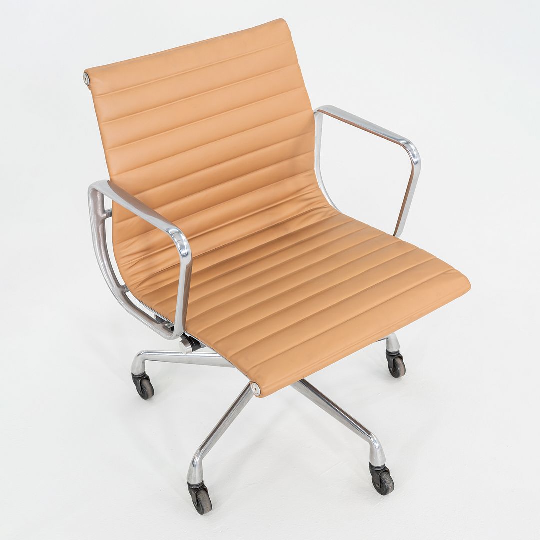 Aluminum Group Management Chair, Model EA335