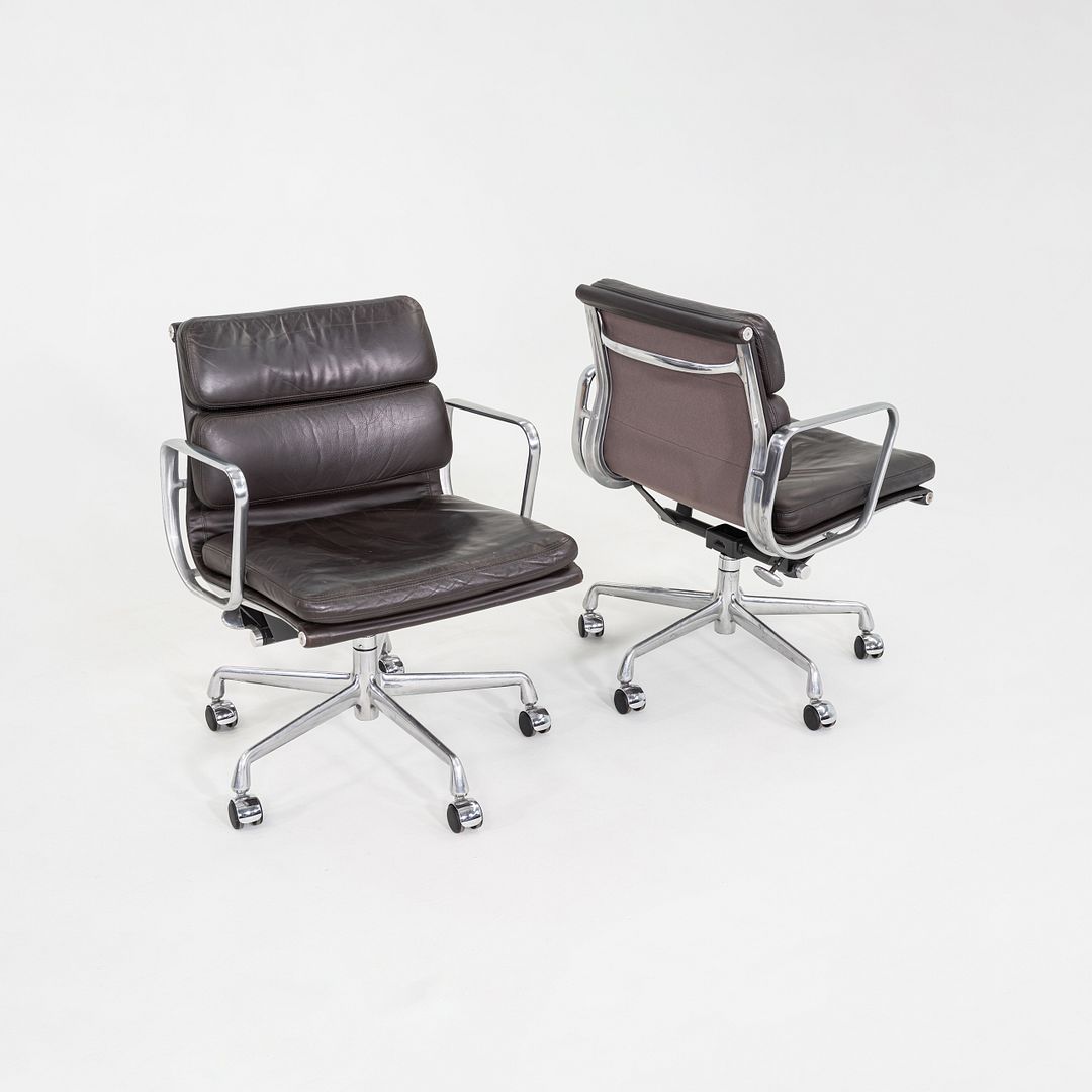 Soft Pad Management Chair, EA435