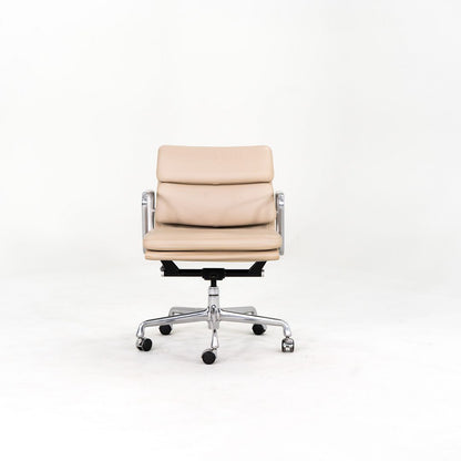 Eames Aluminum Group Soft Pad Management Desk Chair, Model EA435