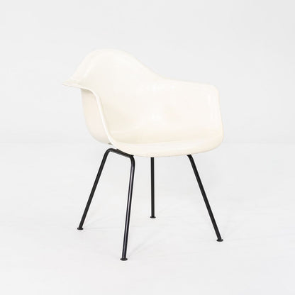 DAX Chair