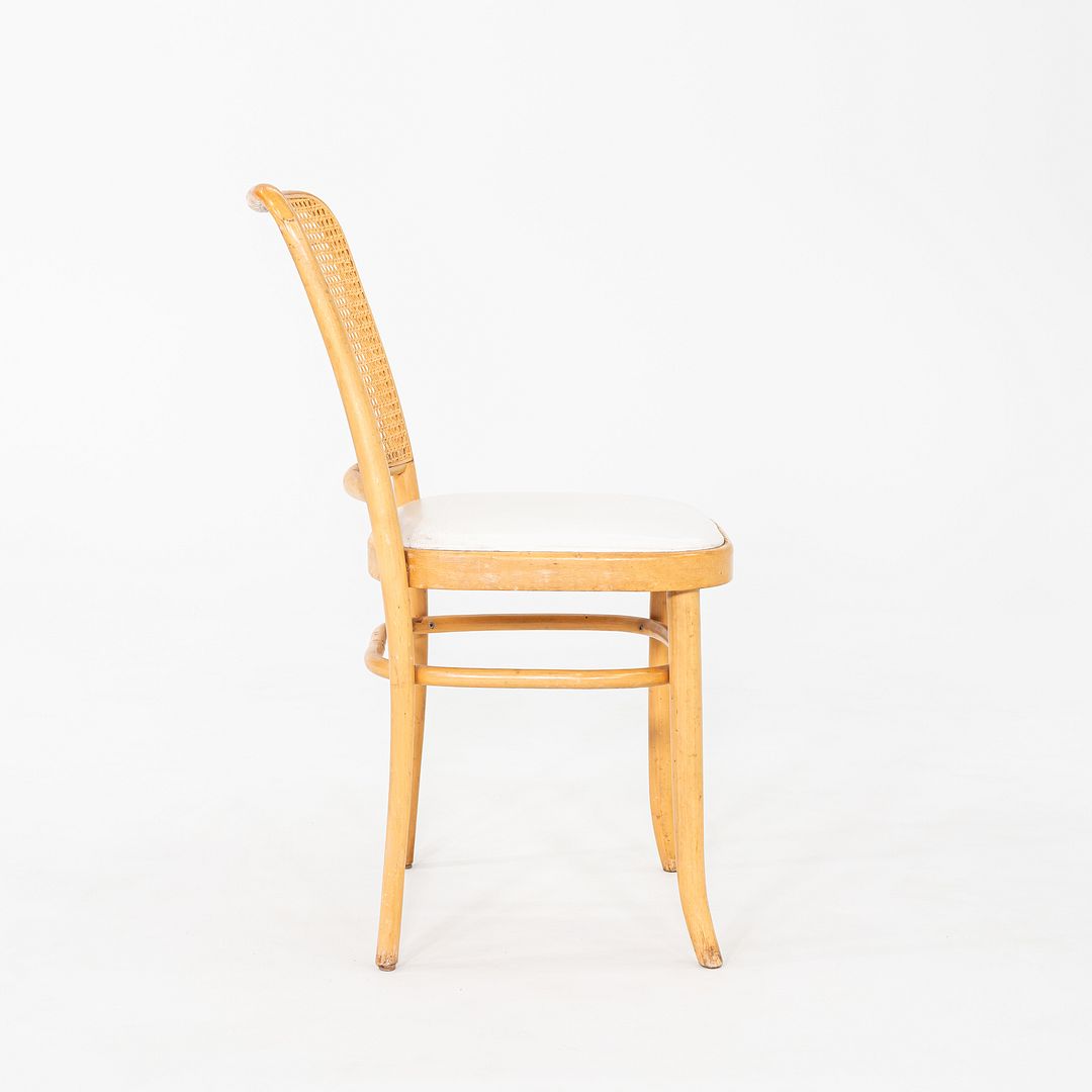 Model 811 Chair