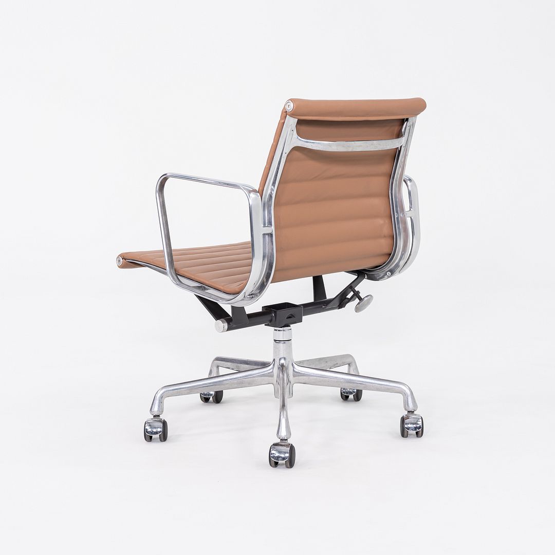 Aluminum Group Management Chair, Model EA335