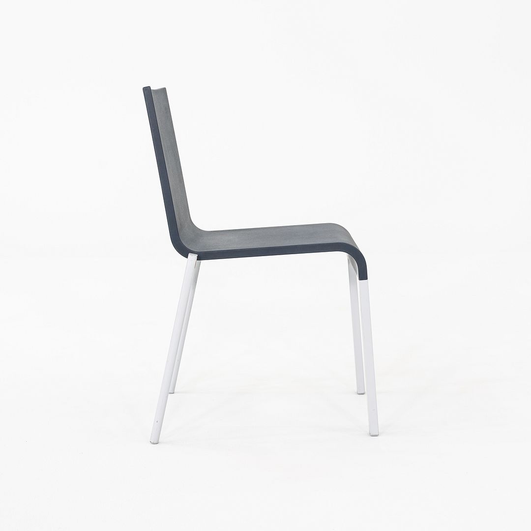 .03 Stacking Dining Chair