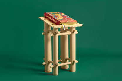 Shigeru Ban Bookstand
