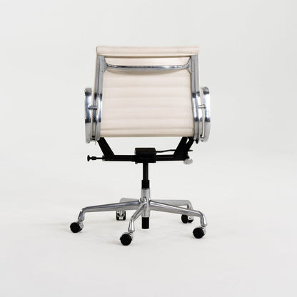 Aluminum Group Management Desk Chair, Model EA335