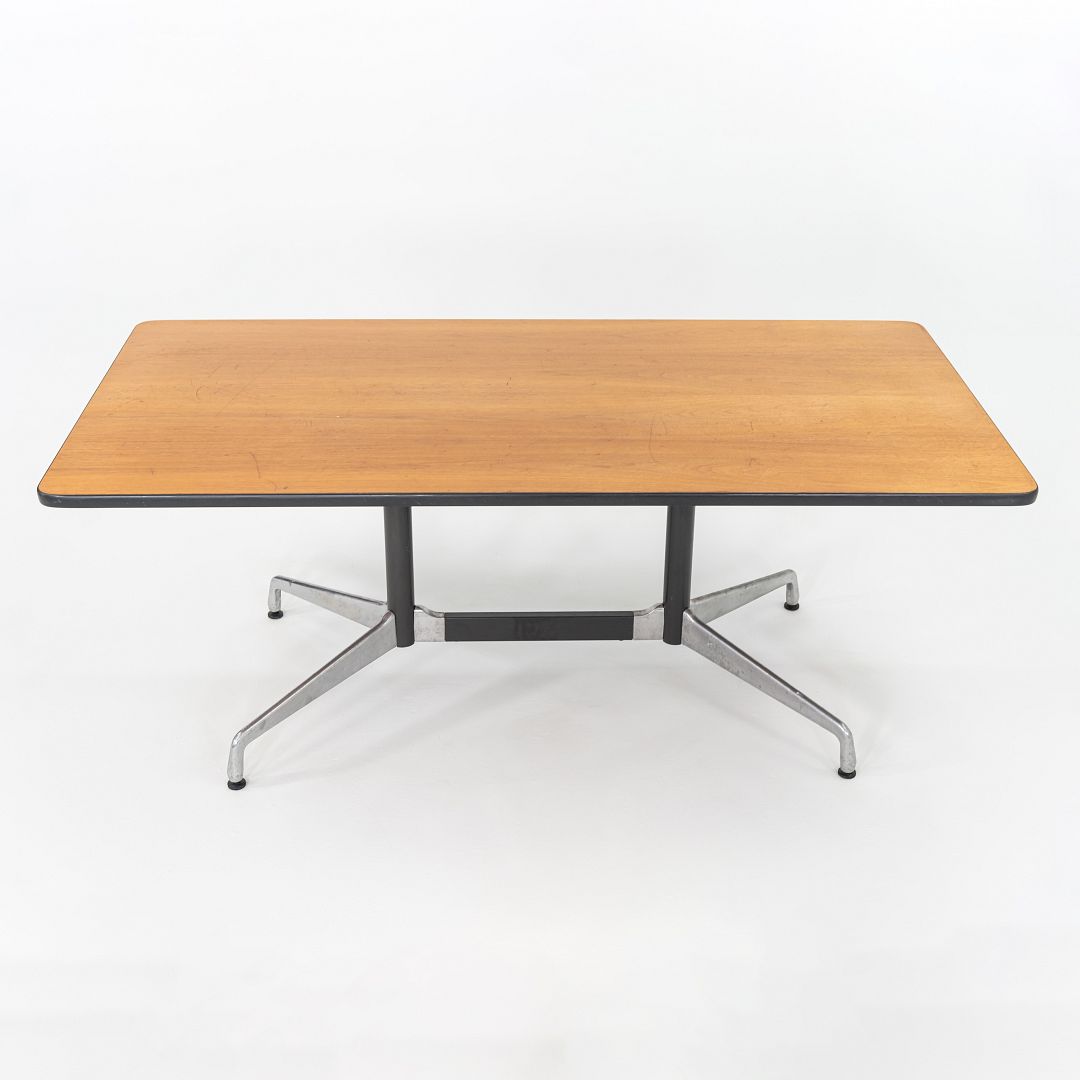Segmented Conference Table, Model ET143