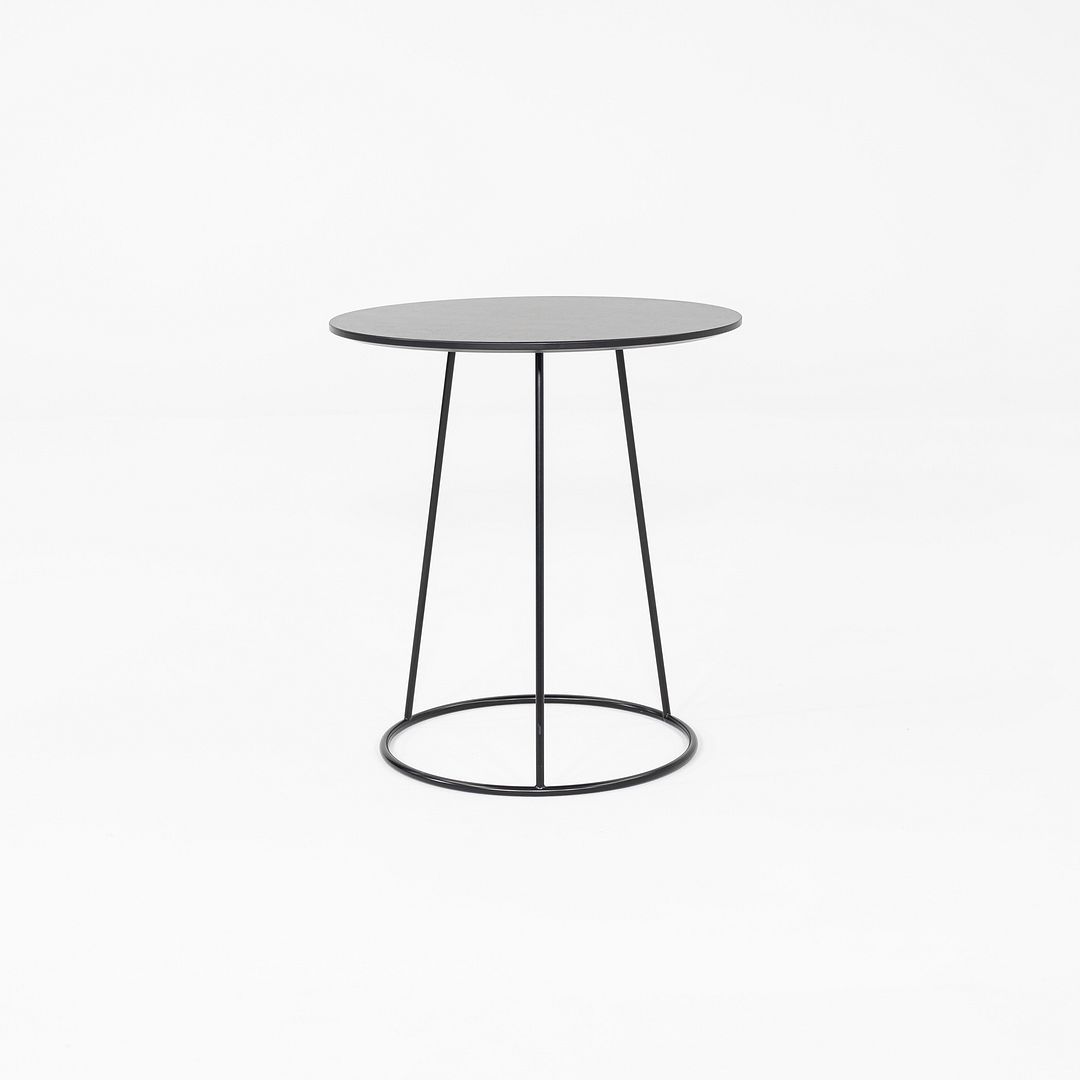 Breeze Table