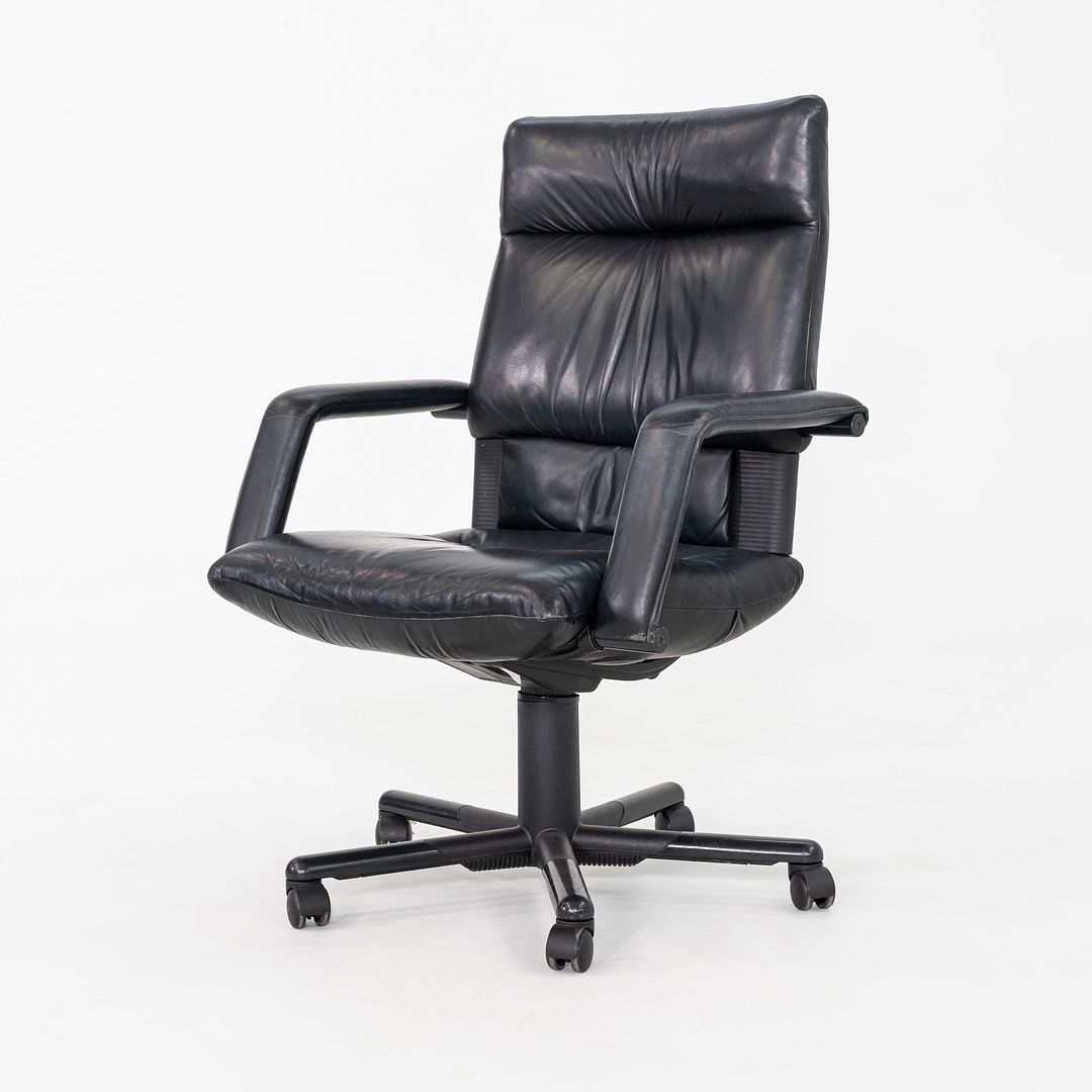 Figura Desk Chair