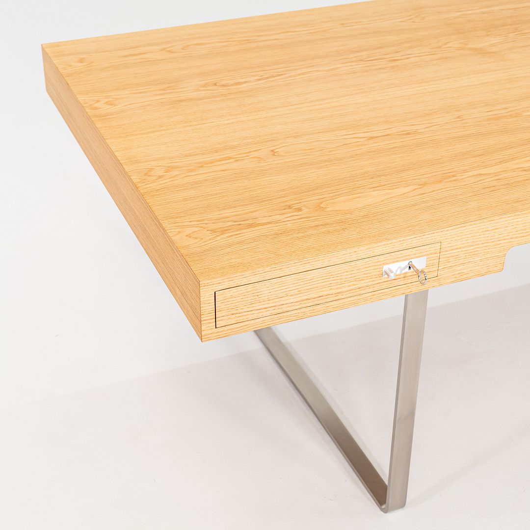 CH110 Desk
