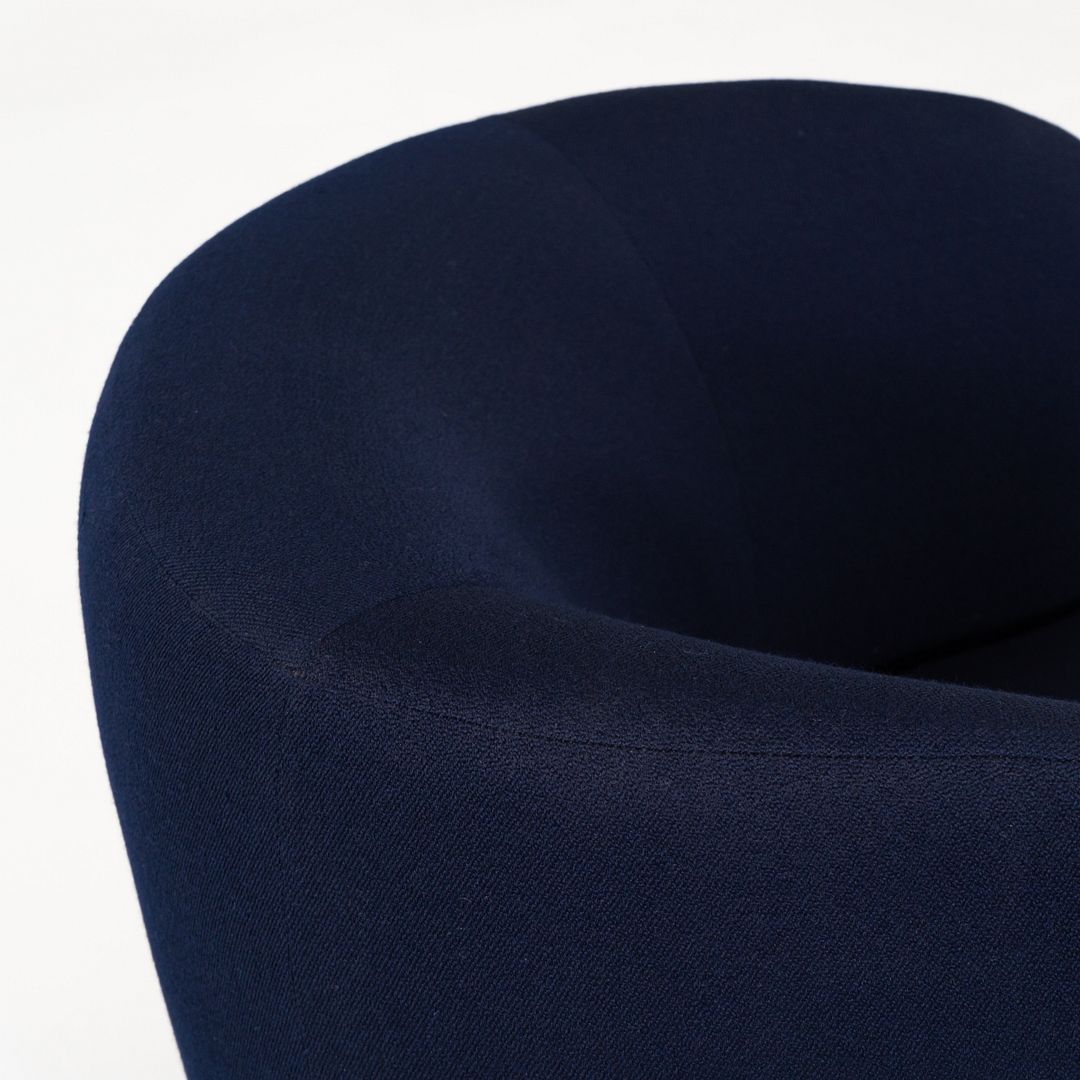 Stay Lounge Chair