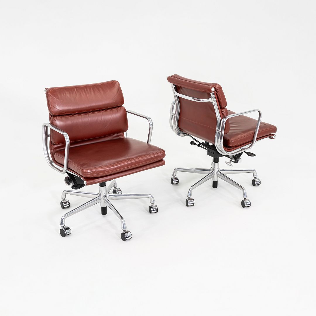 Soft Pad Management Chair, EA435