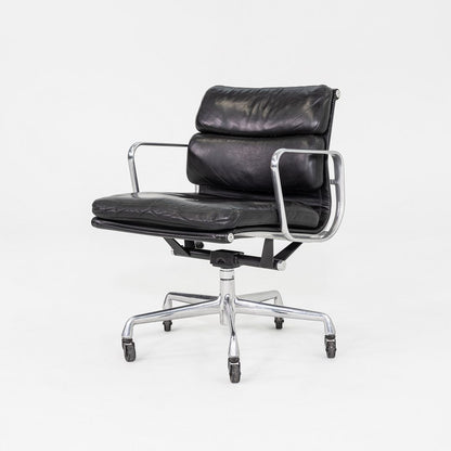 Soft Pad Management Chair, EA435