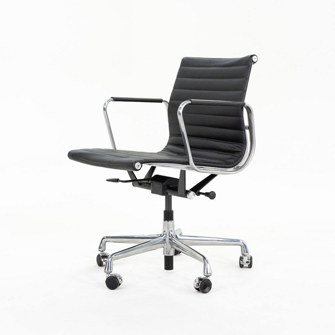 Aluminum Group Management Desk Chair