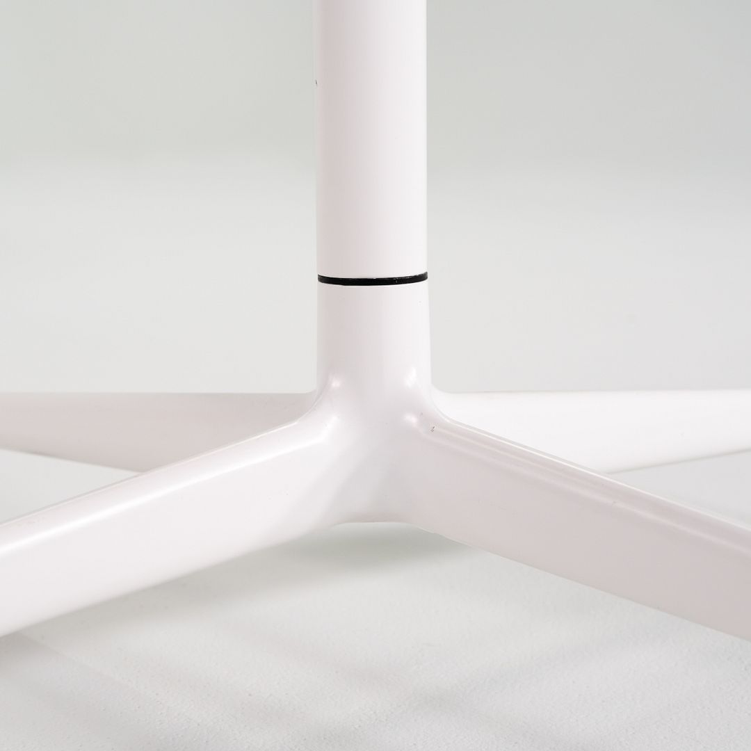 ET108U Universal Base Dining Table