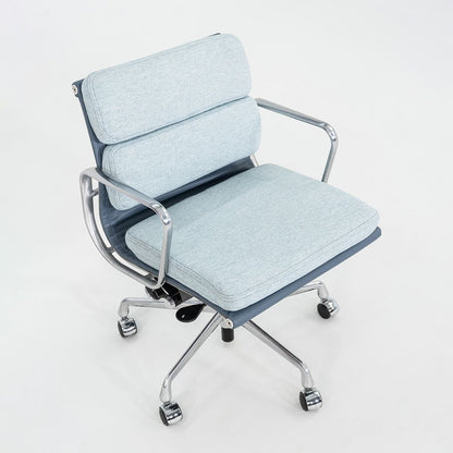 Eames Soft Pad Management Chair, EA435