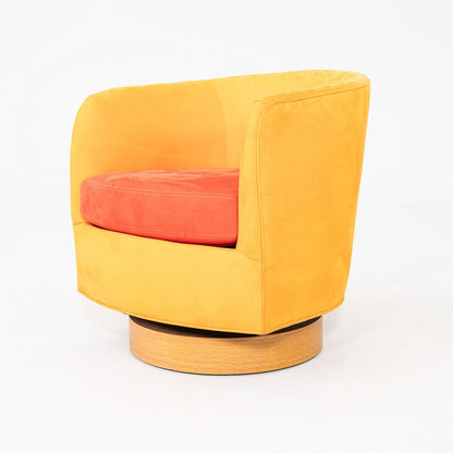 Papa Roxy Swivel Lounge Chair