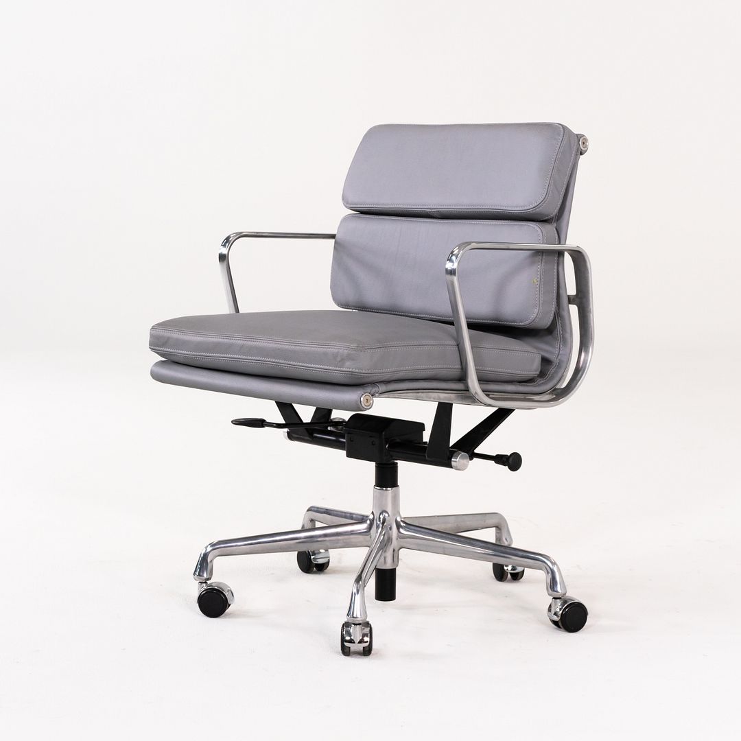 Eames Soft Pad Management Desk Chair, Model 435