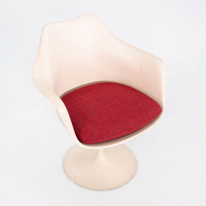 Saarinen Pedestal Tulip Armchair, Model 150 US