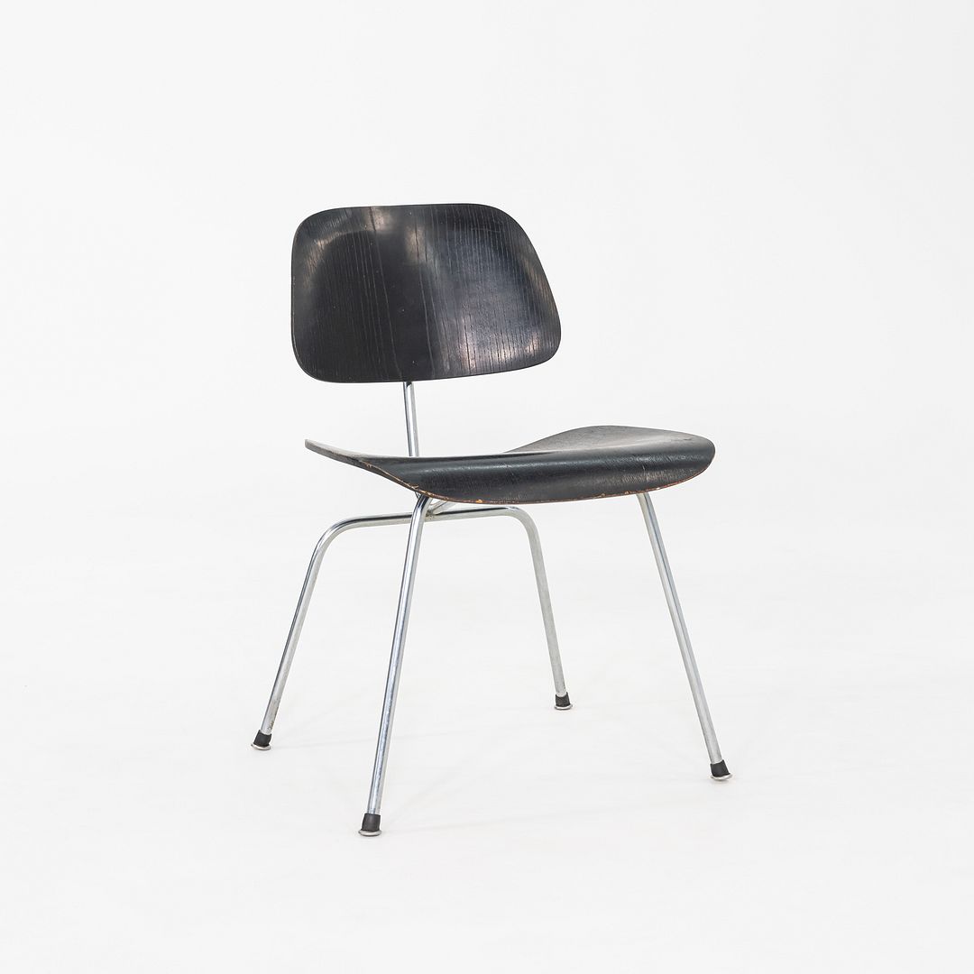 DCM Chair