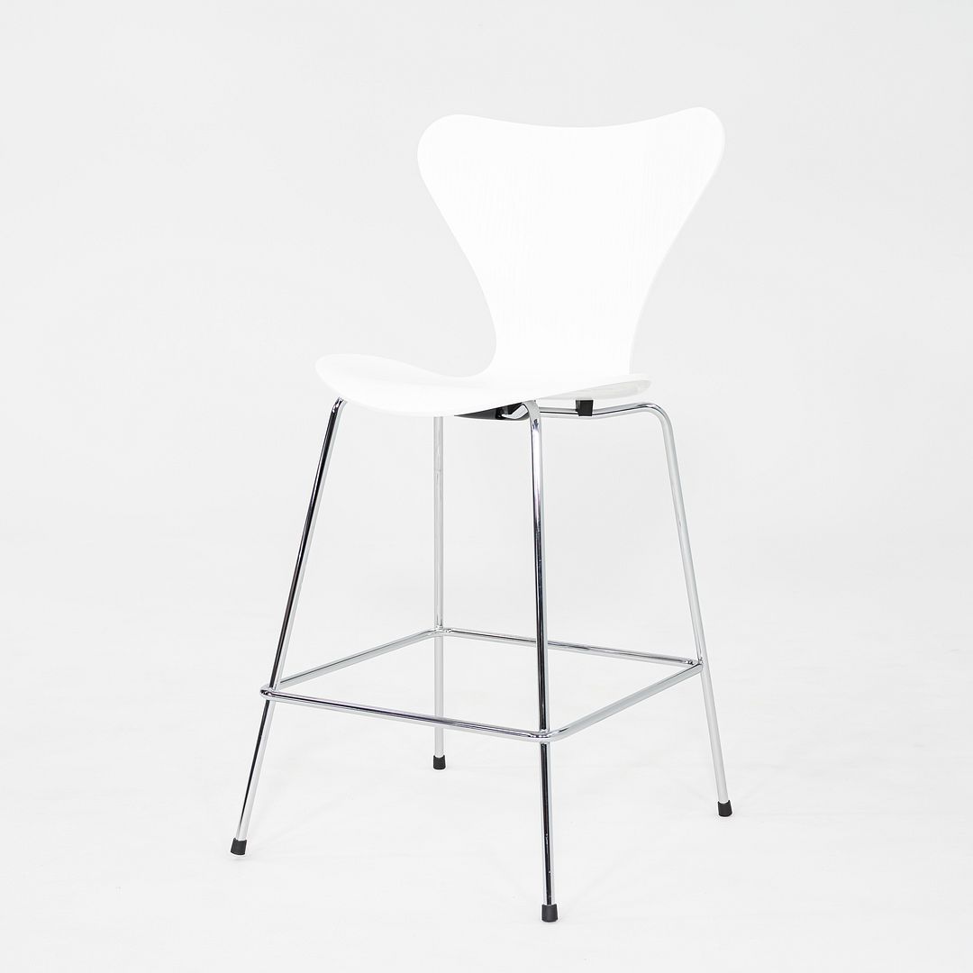 Series 7 Counter Stool