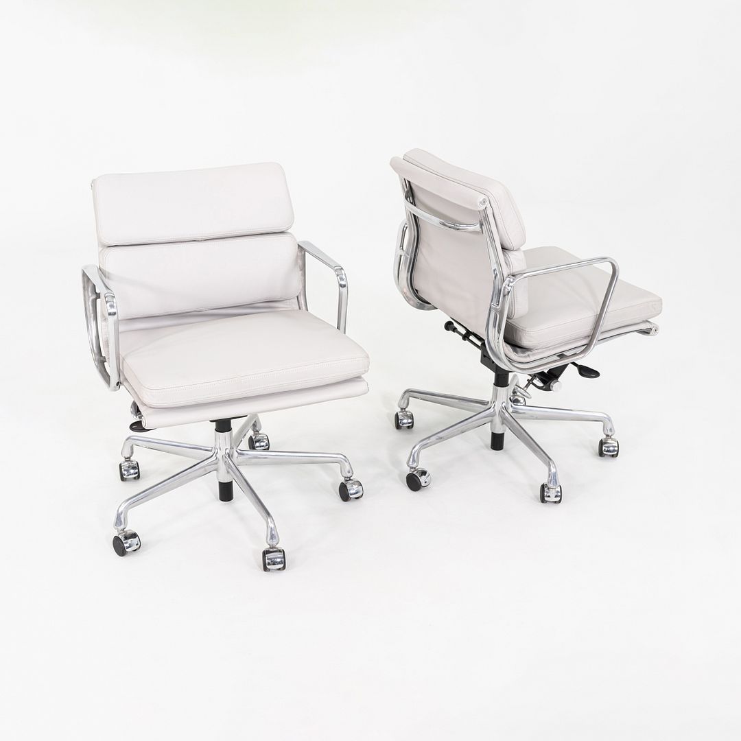 Soft Pad Management Desk Chair, EA435