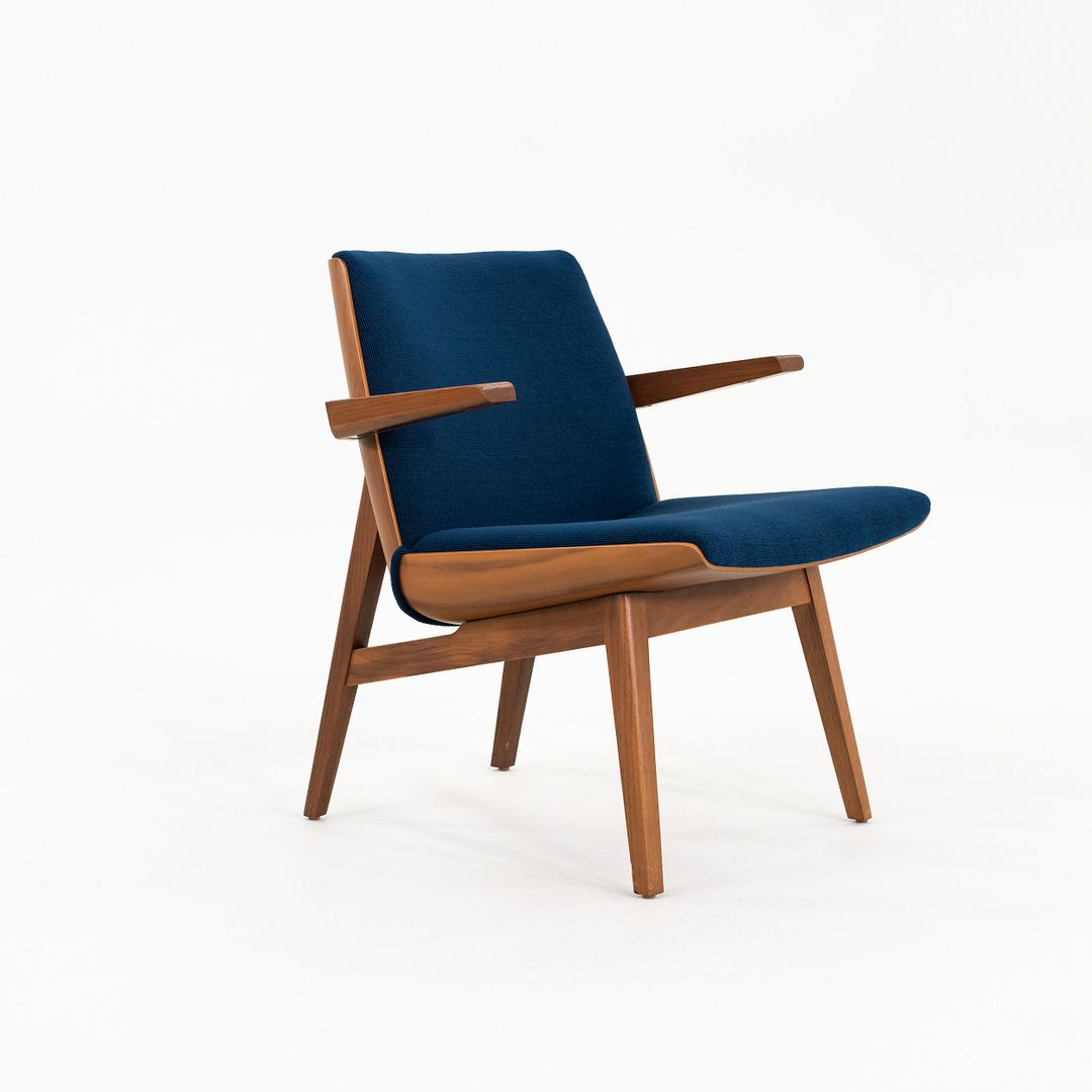 Clamshell Lounge Chair