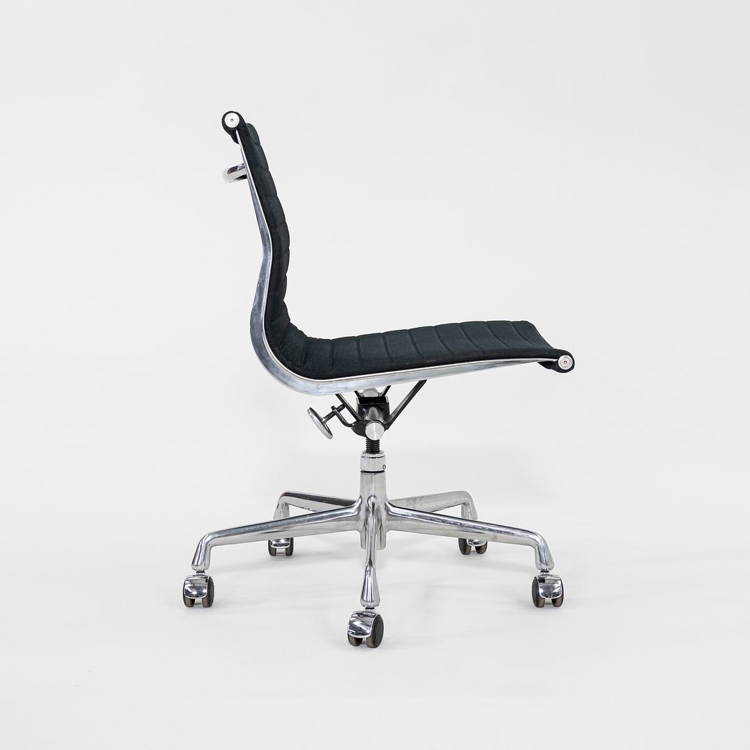 Aluminum Group Management Armless Desk Chair