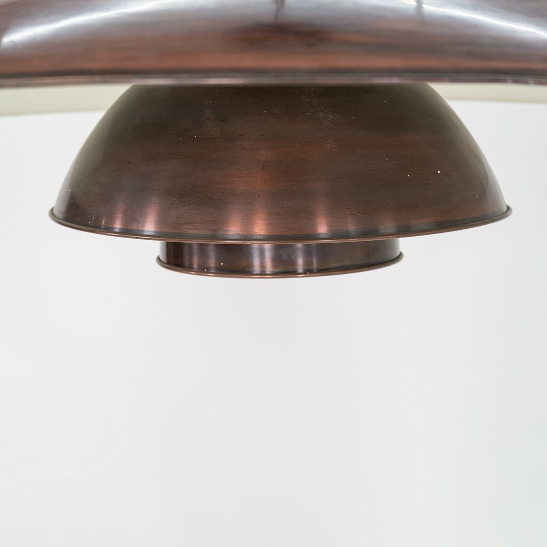 Model PH 8/6 Tennis Lamp