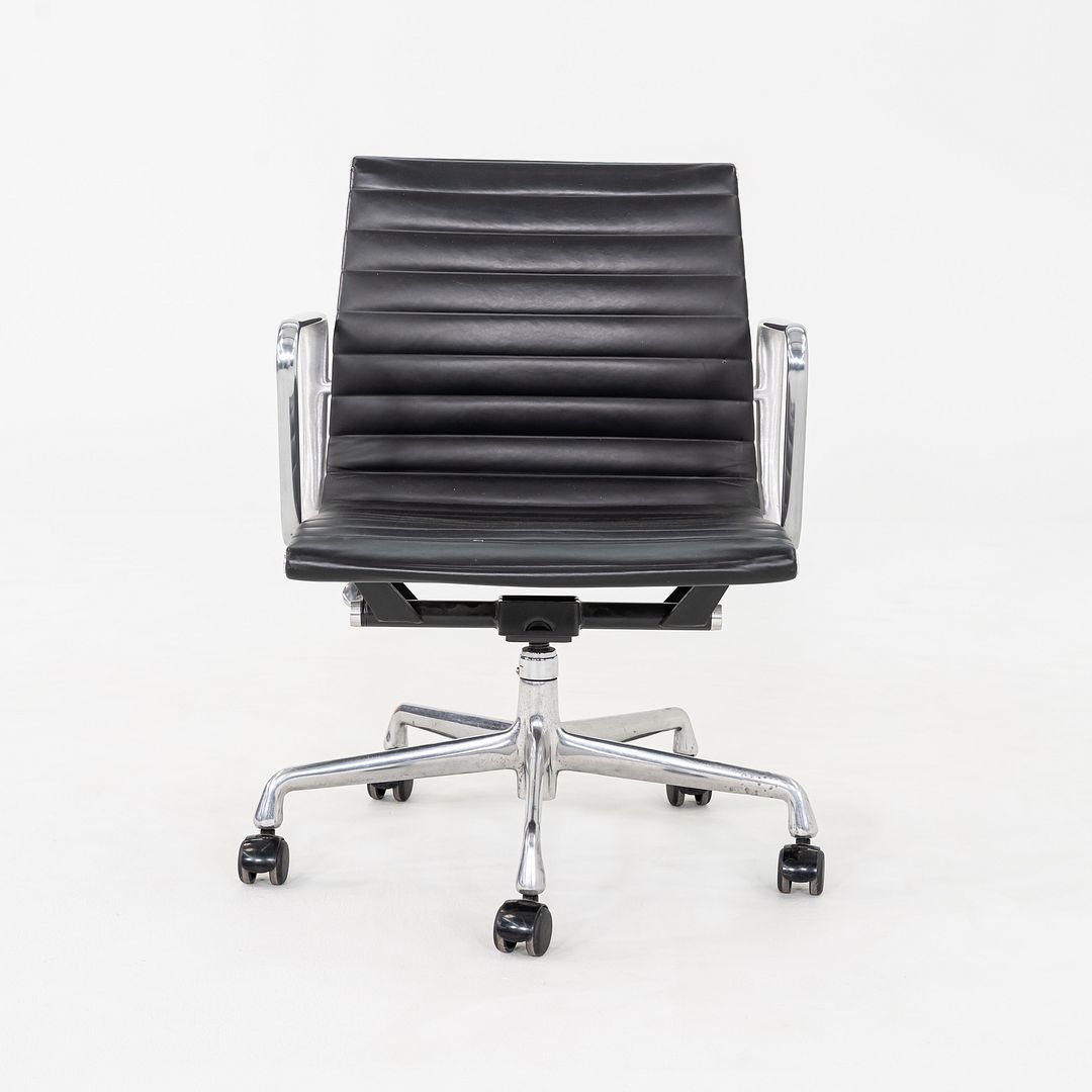 Aluminum Group Management Desk Chair, Model EA335