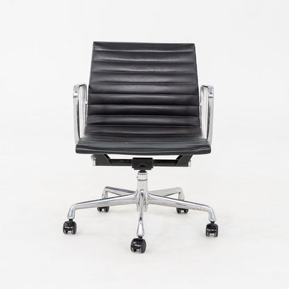 Aluminum Group Management Desk Chair, Model EA335