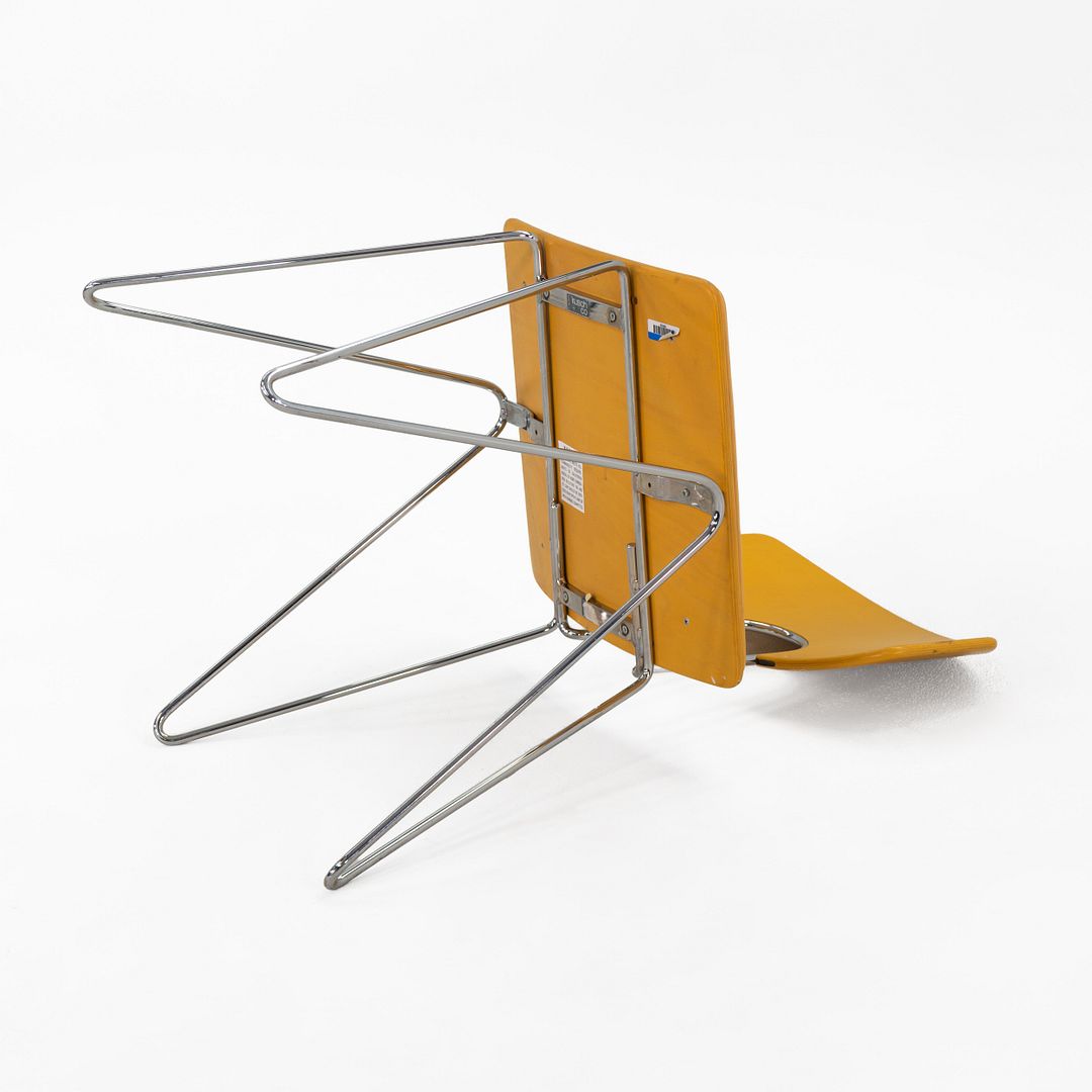 Mikado 1800 Stacking Side Chair
