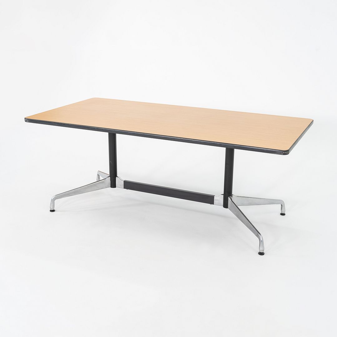 Segmented Conference Table, Model ET143