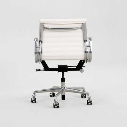 Aluminum Group Management Desk Chair, Model EA335