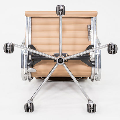 Aluminum Group Management Desk Chair, Model EA335
