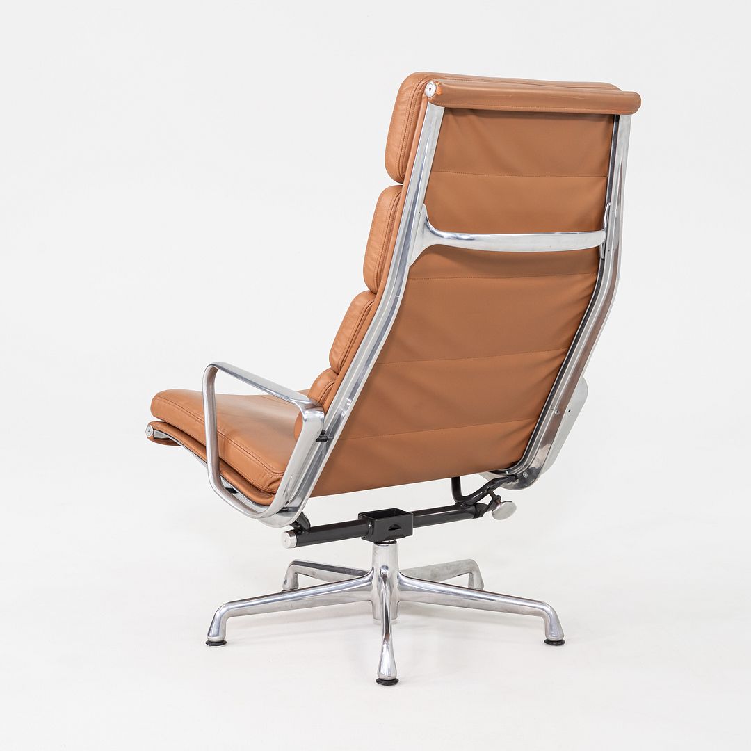 Eames Soft Pad Lounge Chair, Model EA433