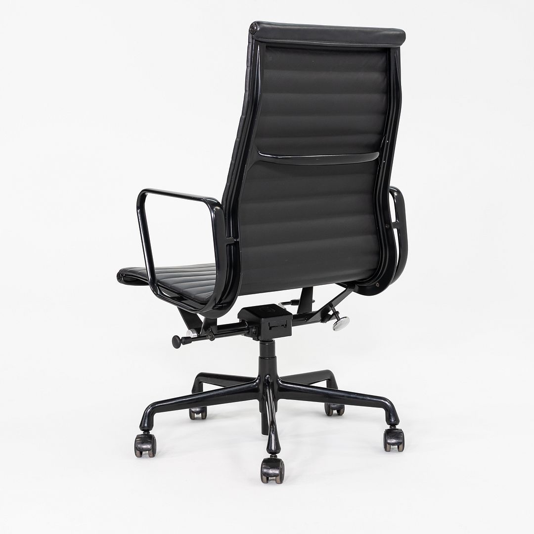 Aluminum Group Executive Desk Chair, EA337