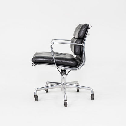Soft Pad Management Chair, EA435