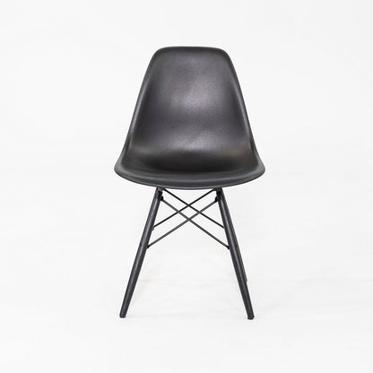 DSW Chair