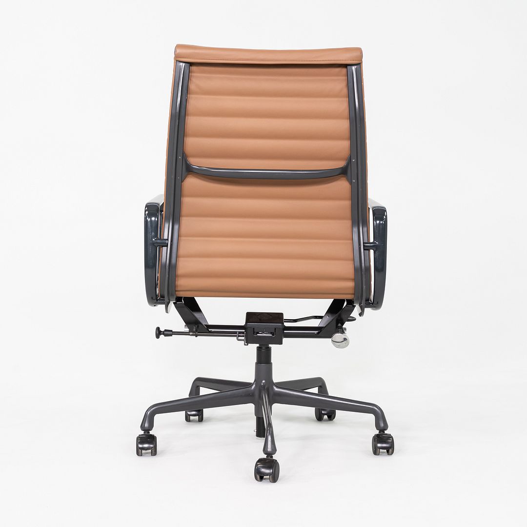 Aluminum Group Executive Desk Chair, EA337