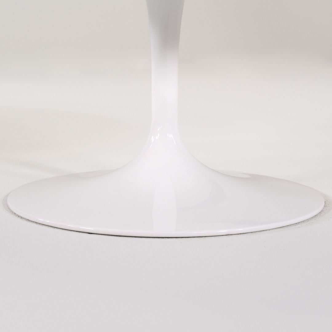 Tulip Coffee Table, Model 160TR