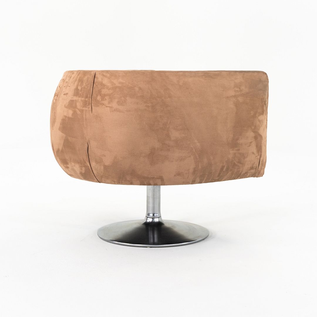 Swivel Lounge Chair